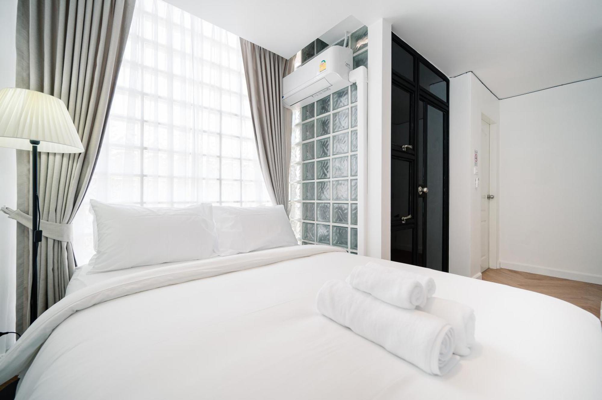 Hotel Mitt Haus Bangkok Esterno foto