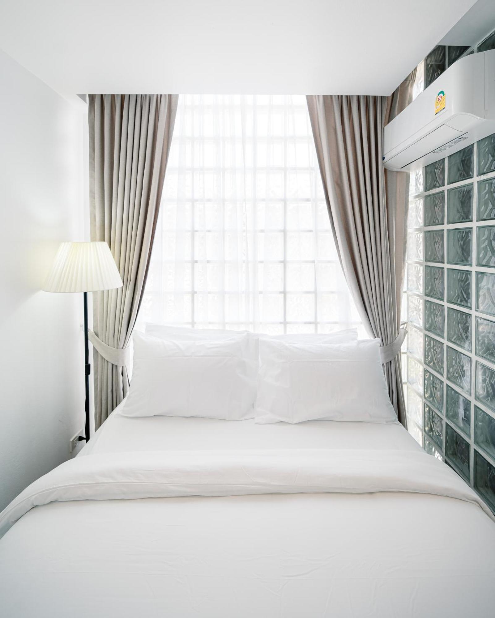 Hotel Mitt Haus Bangkok Esterno foto